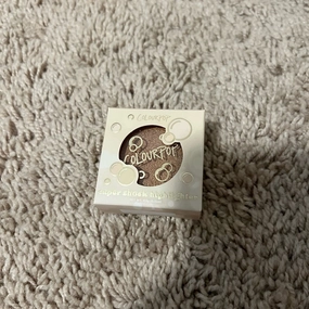 *colourpop highlighter (champagne bb)