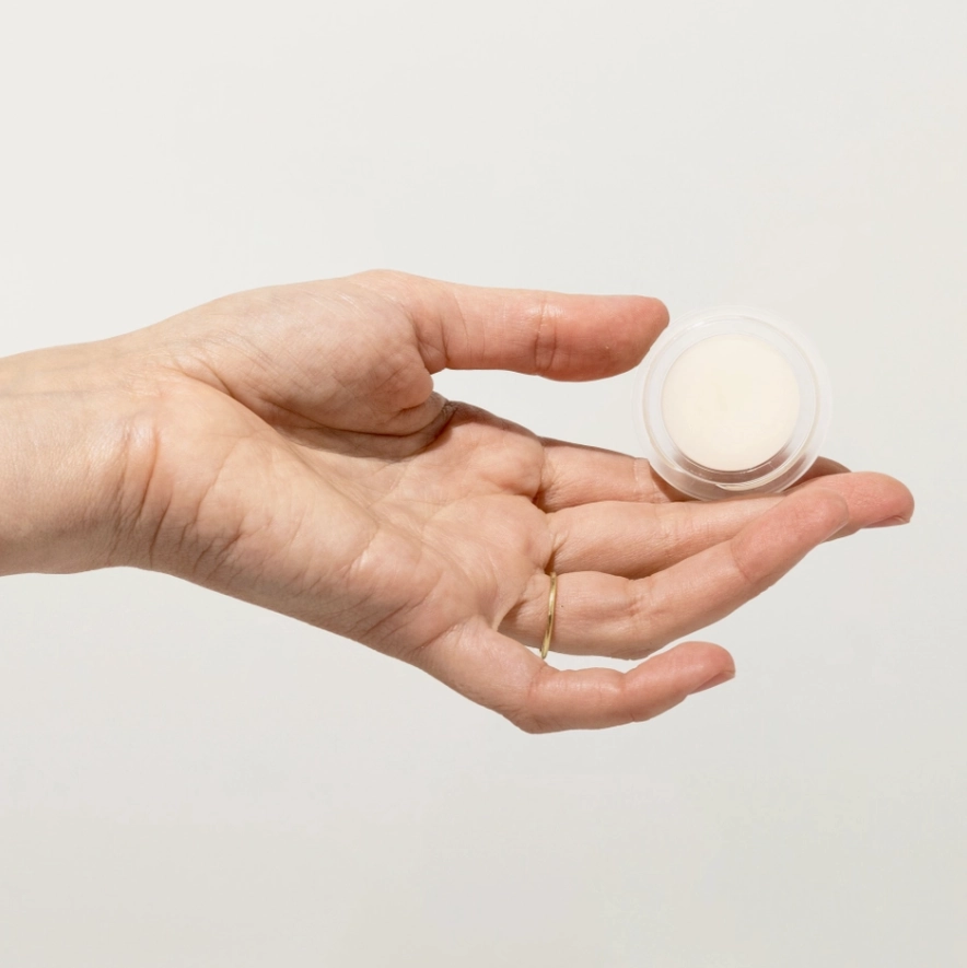 DEWY LIP BALM