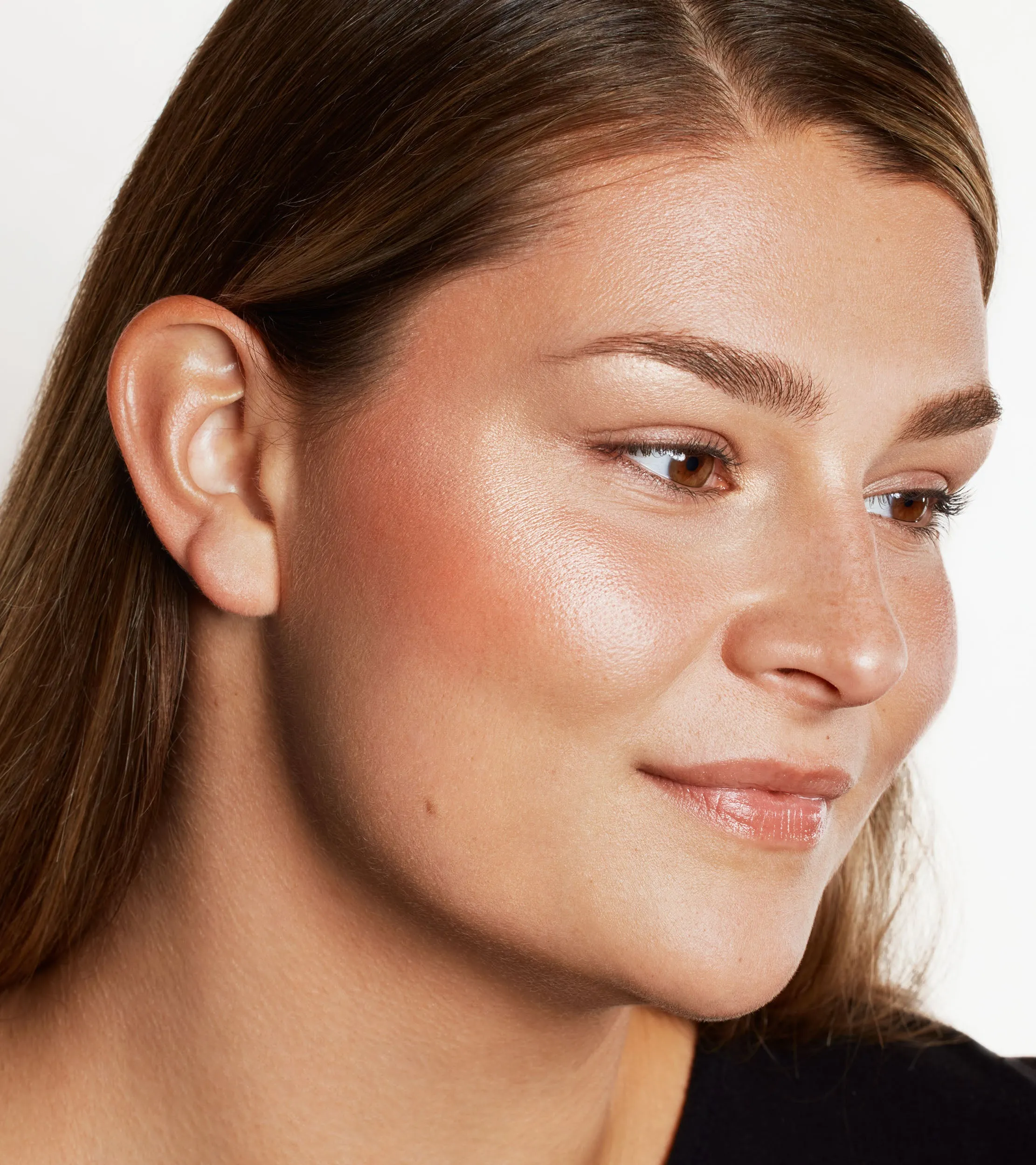 Glow Get It Highlighting Powder (Bright Champagne)