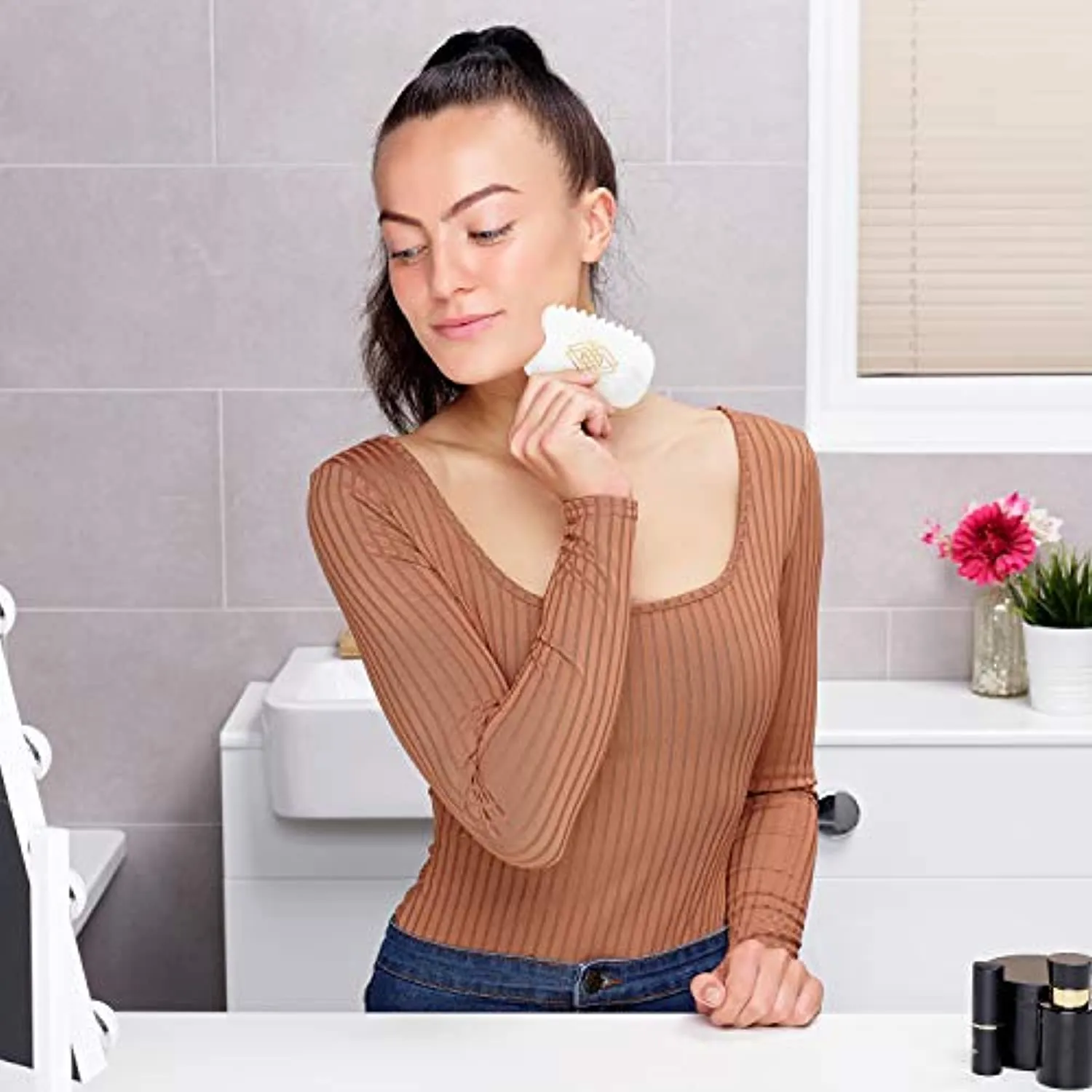 ILLUMINA BEAUTY Gua Sha Facial Tool, Unique 4-Edge Guasha Tool For Face, Jade Gua Sha Stone, Lymphatic Drainage Face Sculpting Tool