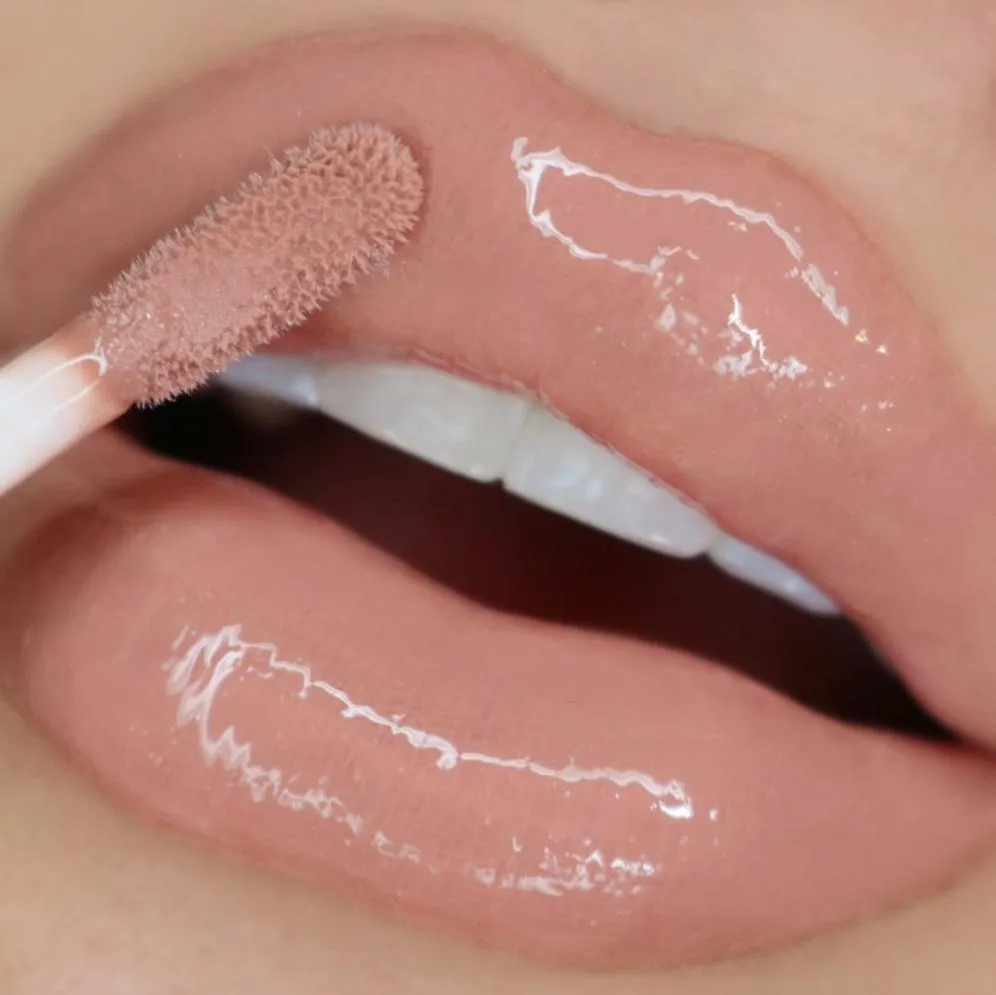 Lip Gloss: Ultra Dazzle- Foxy 20 | Beauty Creations