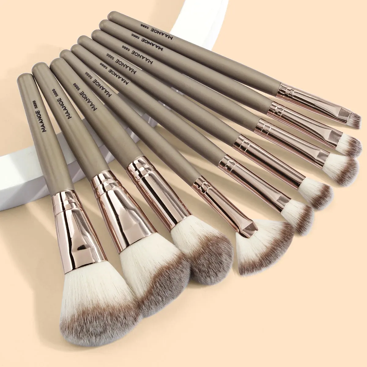 Maange 9-Piece Foundation Makeup Brush Set