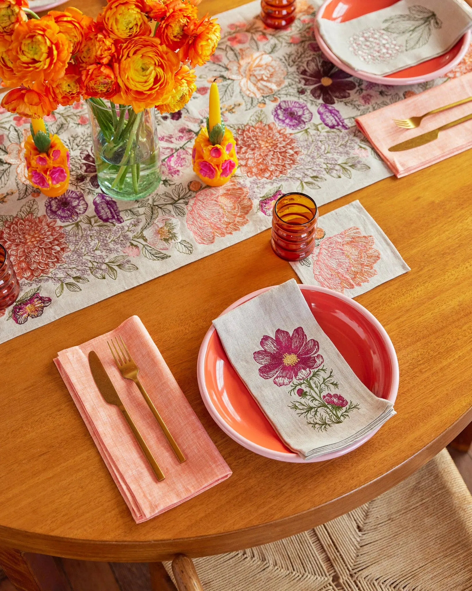 Paradise Garden Embroidered Cocktail Napkin Set