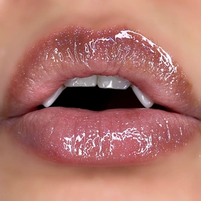 Shimmer Lip Gloss Potion - Voodoo From Curst kosmetics