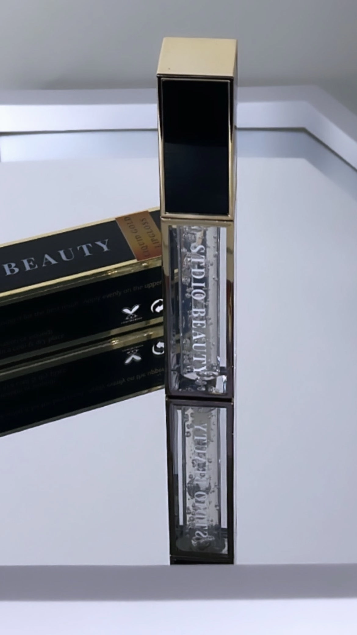SOLO | LIQUID GOLD LIP GLOSS