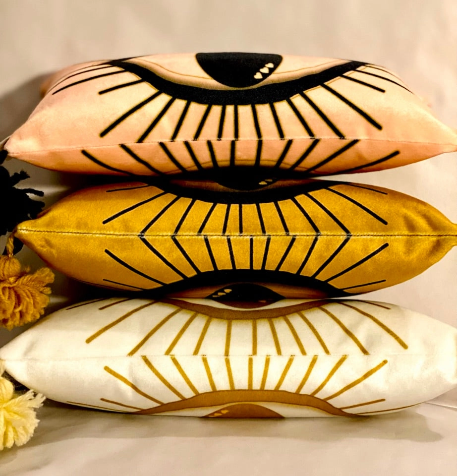 SPIRIT EYE LUMBAR CUSHION