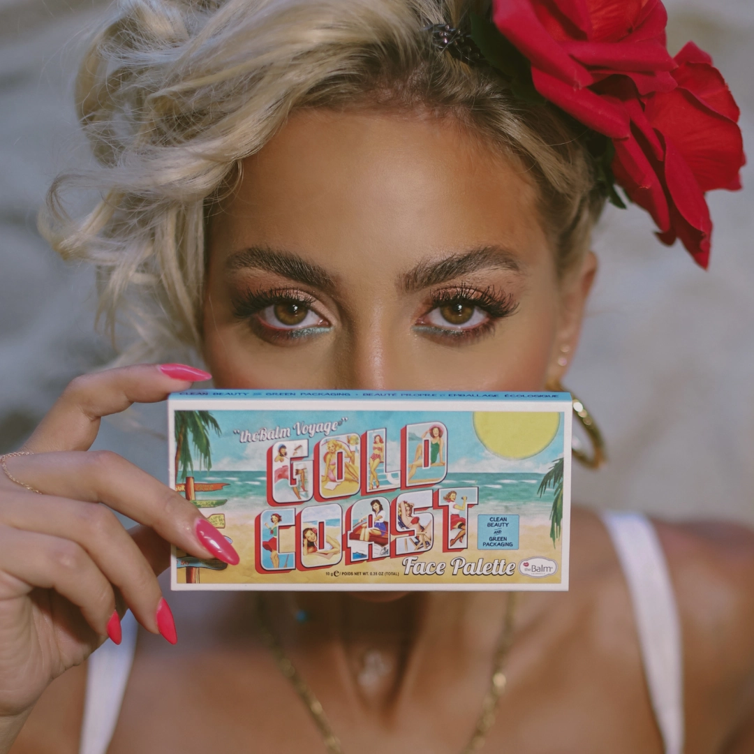 The Balm - Gold Coast Face Palette - Model Roz x theBalm