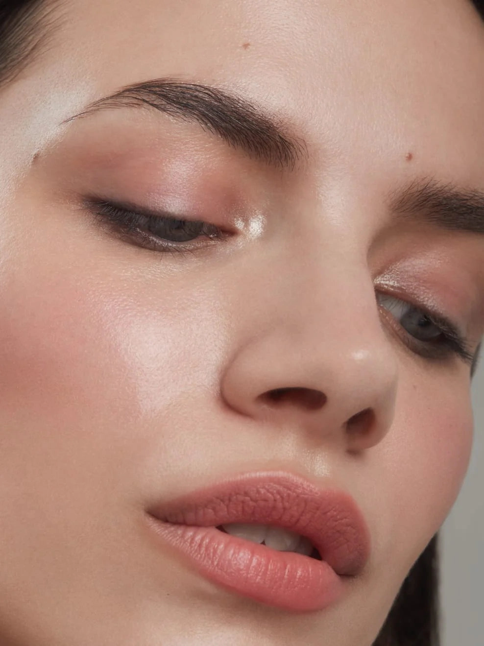 UND GRETEL Imbe Cream eye shadow