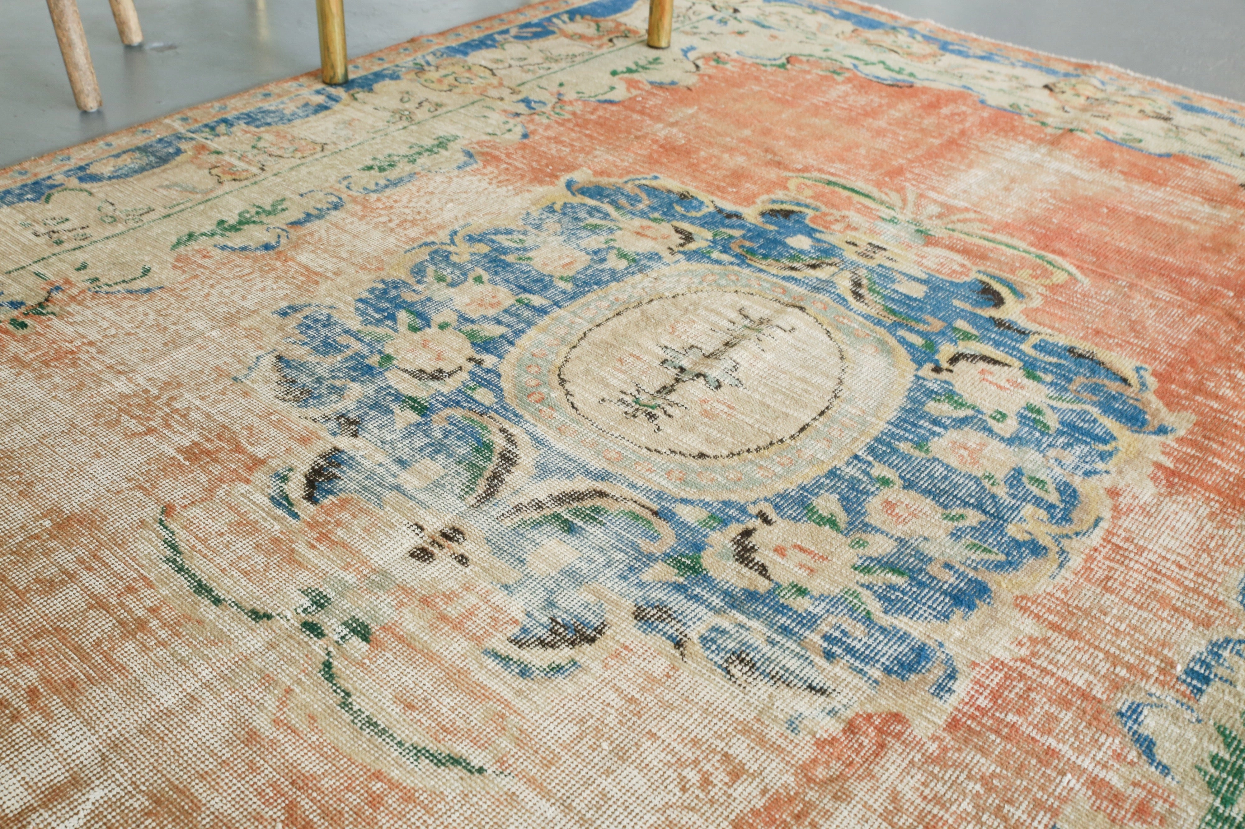 Vintage Turkish Isparta Rug 6.5ftx9ft